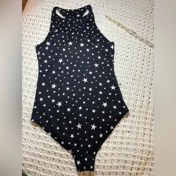Gaze Star Print Sleeveless Bodysuit XS | Black & White | Snap Closure - Picture 10 of 11